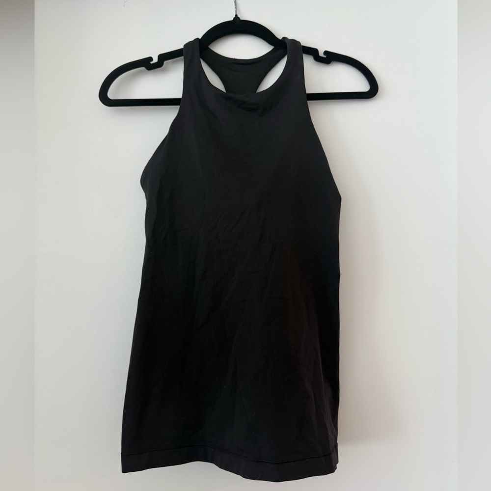 Lululemon top